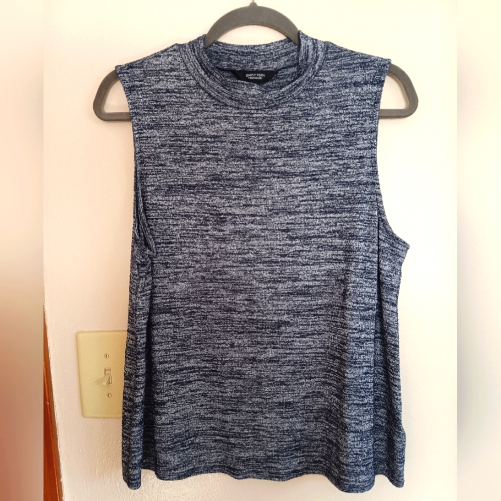 🌸Simply Vera High Neck Sleeveless Top (L)